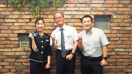 「誰かのためにプロジェクト」メンバー（左から）村上さん、森岡さん、野中さん （写真：ことのは舎）