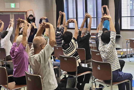 まずは準備運動から「体力測定」がスタート